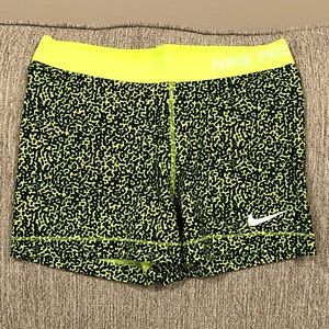 Sz M Nike Pro spandex shorts